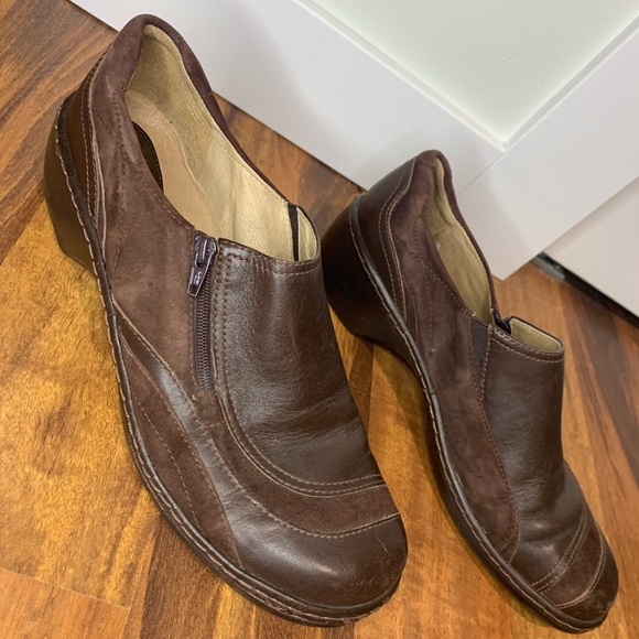 Clarks Artisan 9.5 - Picture 2 of 6